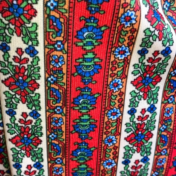 70s handcrafted polyester maxi dress - Picture 6 of 14